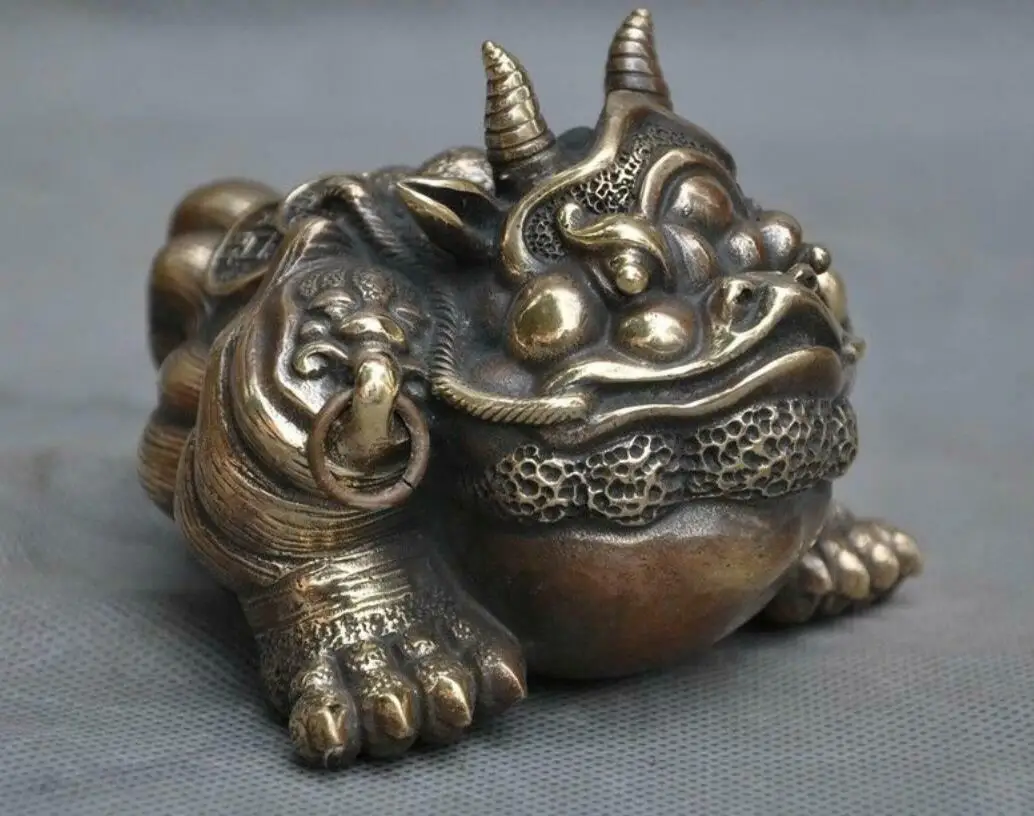 

Old Chinese Feng Shui brass wealth coin Golden Toad hoptoad spittor statue