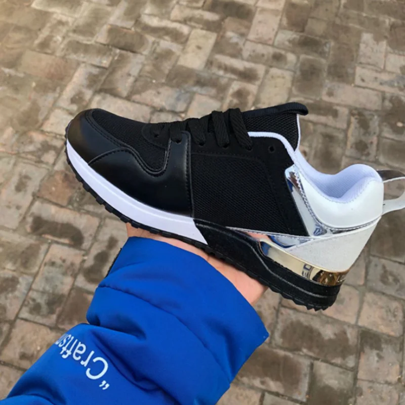 Новинка Модные женские кроссовки увеличенные на толстой подошве Повседневная