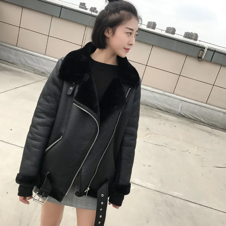 Теплая женская зимняя мотоциклетная бархатная куртка короткая с отворотами