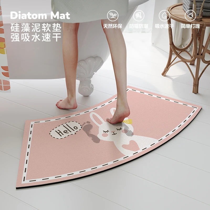 Bathroom Curved Floor Mat Bathroom Soft Diatom Mud Absorbent Pad Shower Room Door Mat Fan-Shaped Bath Non-Slip Mat