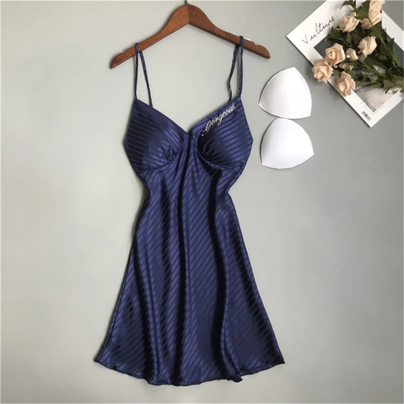 

ins nightdress new sling chest pad explosive nightgown feminine fashion embroidered bath robe spring and summer nightwear