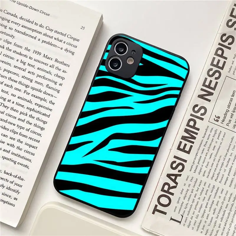 

Zebra stripes art color pattern Phone Case for iPhone 11 12 pro XS MAX 8 7 6 6S Plus X 5S SE 2020 XR Soft mobile bags