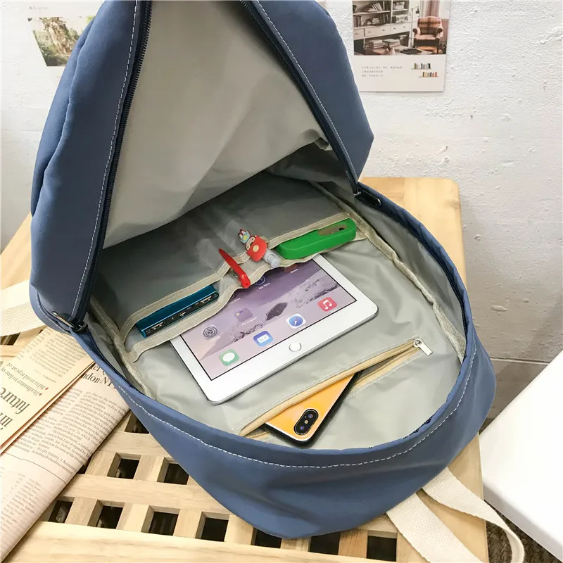 Модный рюкзак нейлоновая женская сумка на плечо вместительный школьный для