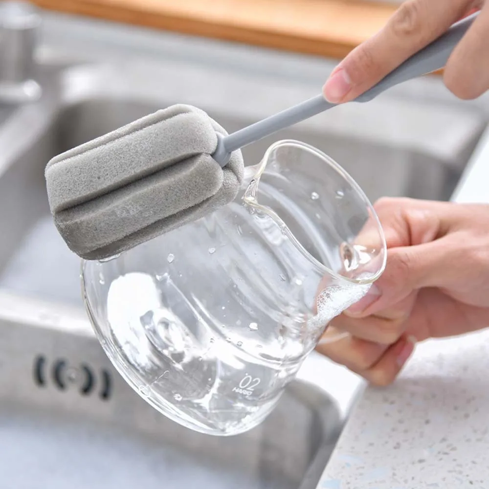Белая губка с длинной ручкой для чистки стакана очиститель бутылки молока