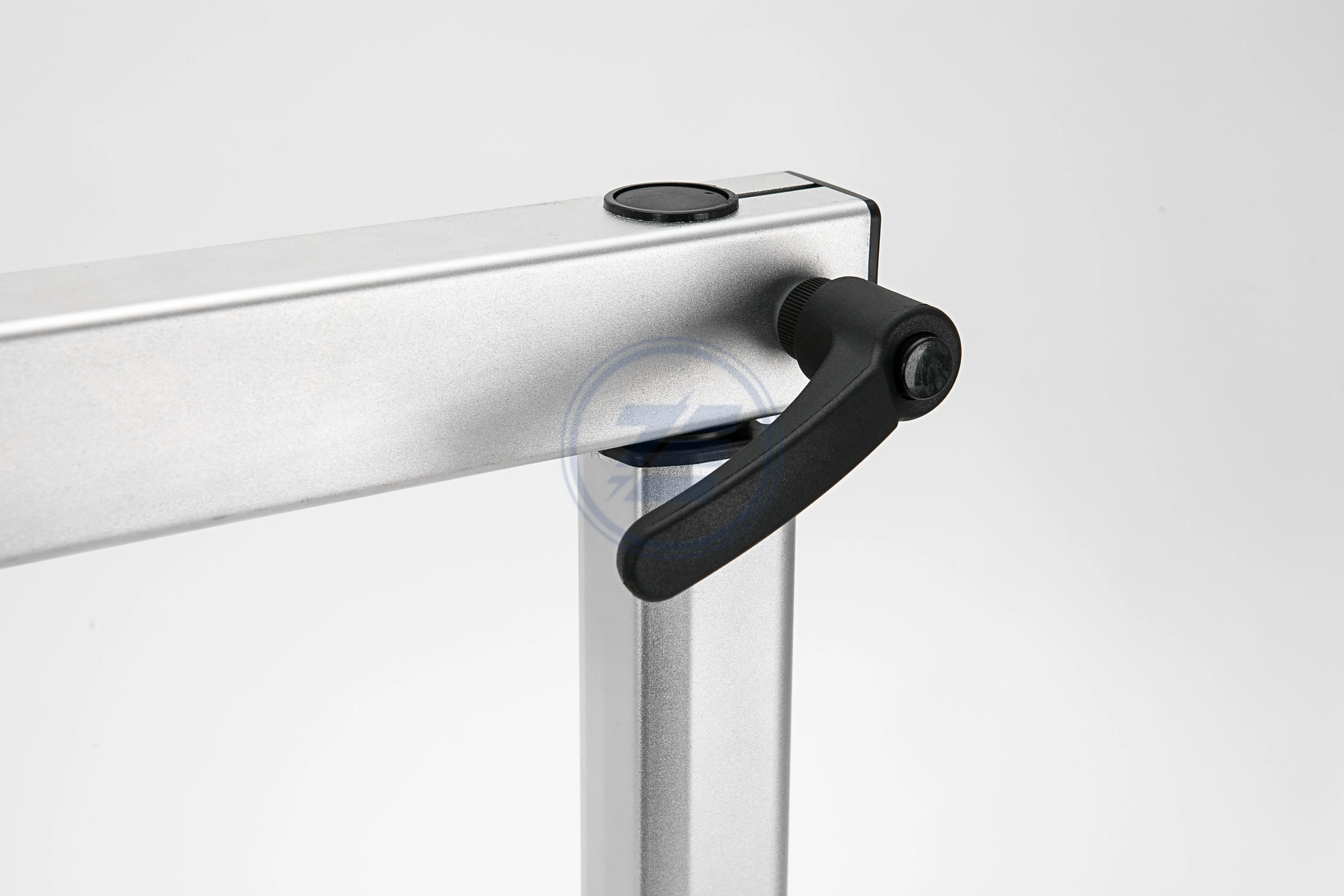 регулируемые съемные ножки