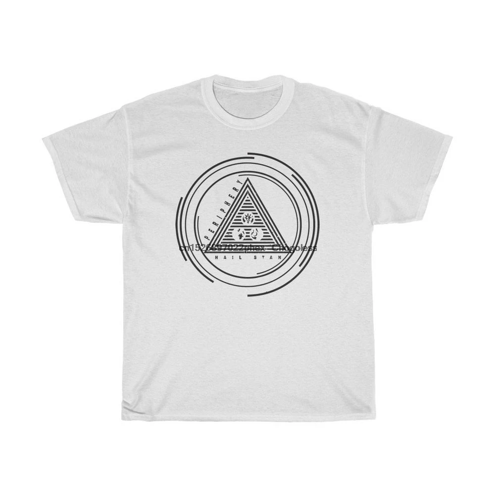 Черная футболка с изображением изделия |