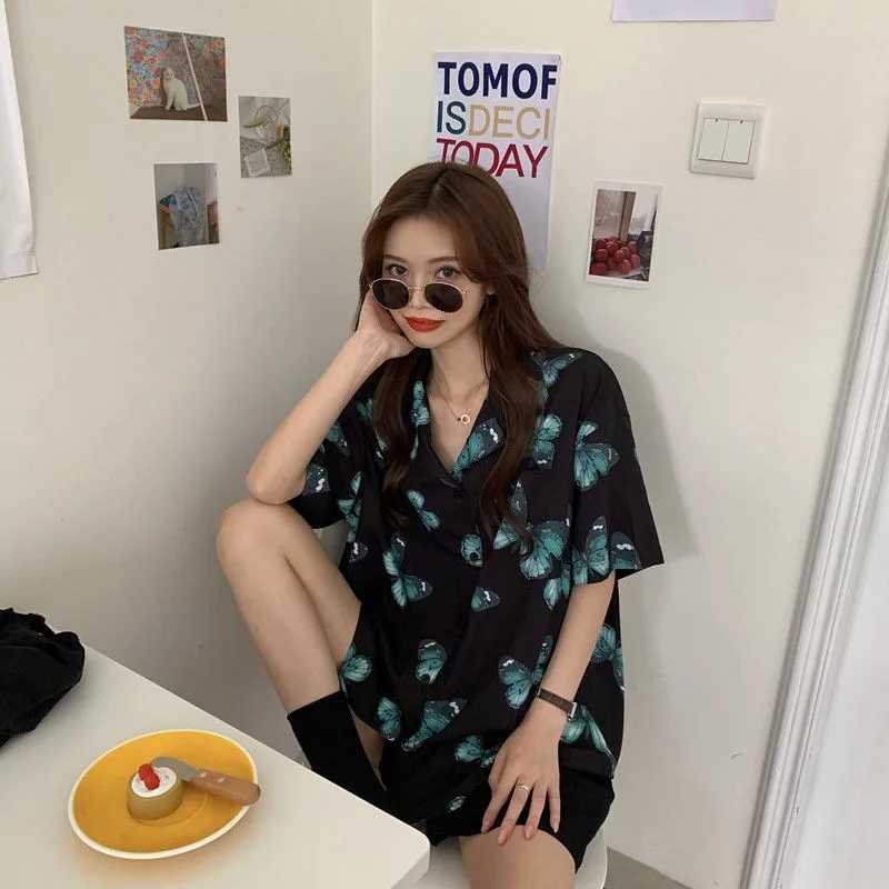 

2021 Summer Oversize Short Sleeve Women Blouse Chiffon Shirt Loose butterfly Print Button Up Ladies Shirts Y2k Female Clothing