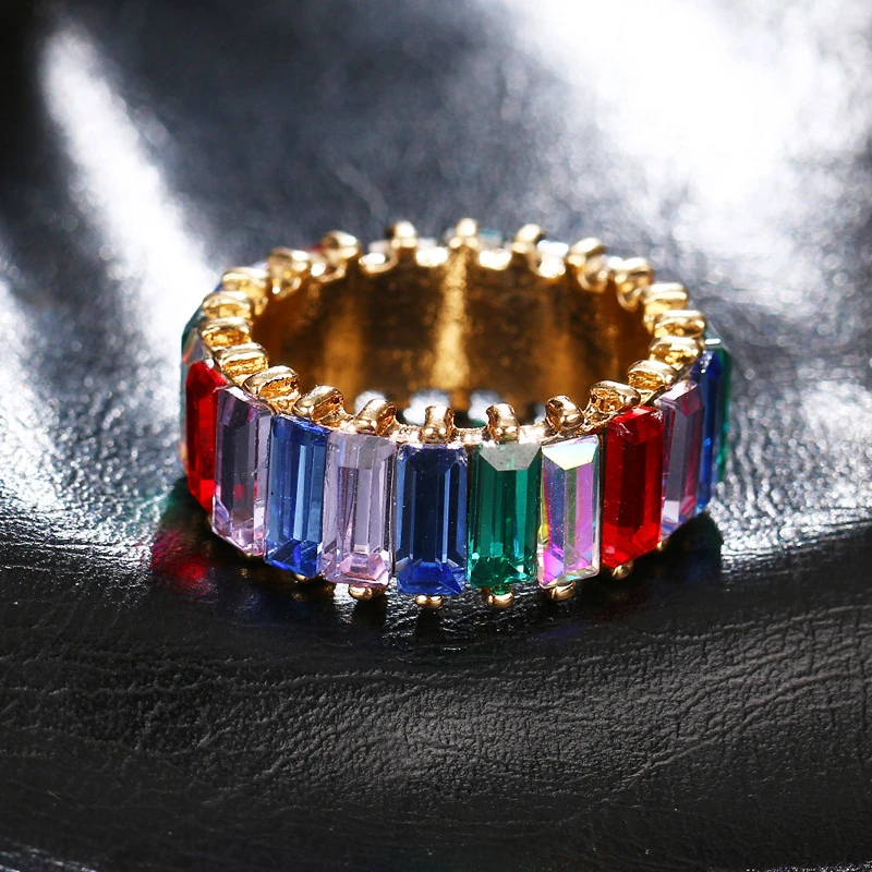 

Personalized Luxury Ladies Color Zircon Ring Casual Wedding Party Geometric Rainbow Wide Face Zircon Ring Jewelry
