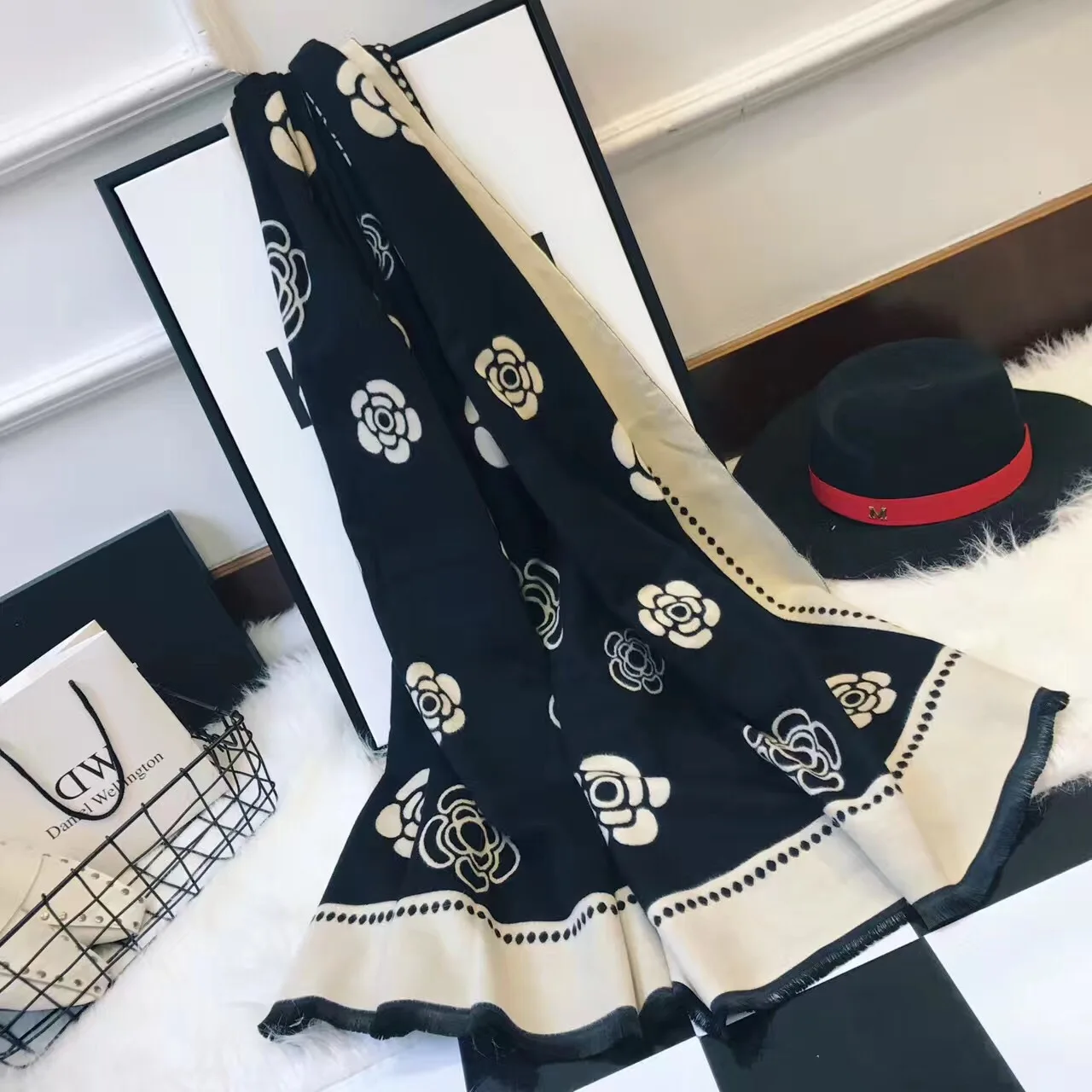 

New winter women's imitation cashmere scarf fashion European and American warm shawl women
