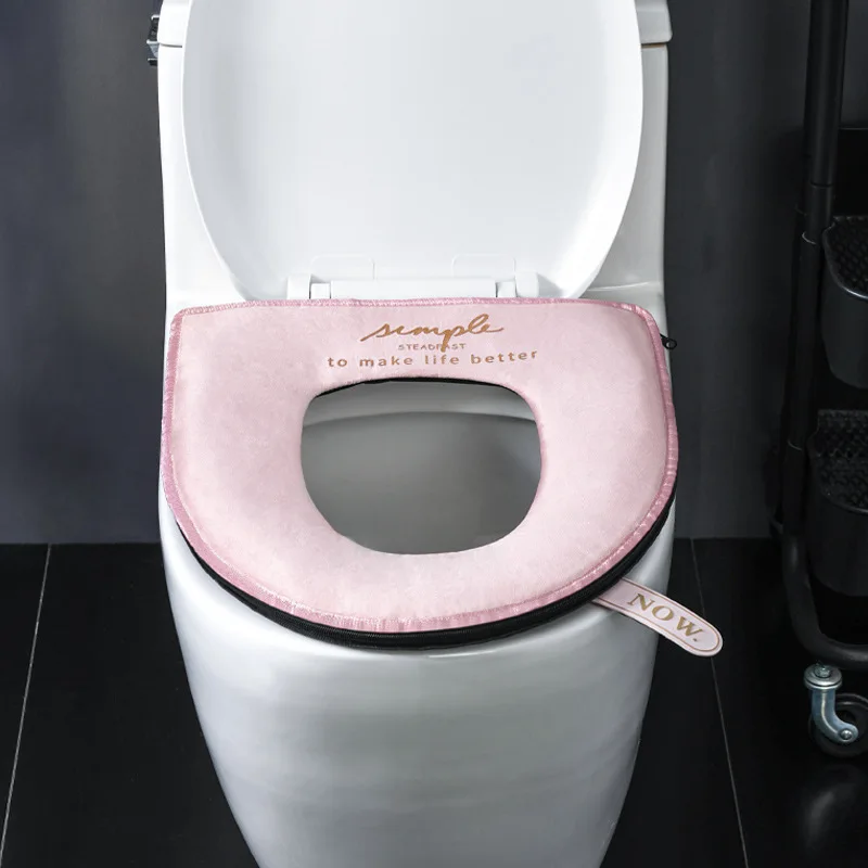 

Nordic Toilet Seat Cushion with Handle Winter Toilet Seat Cover with Zip-up Bathroom Accessory