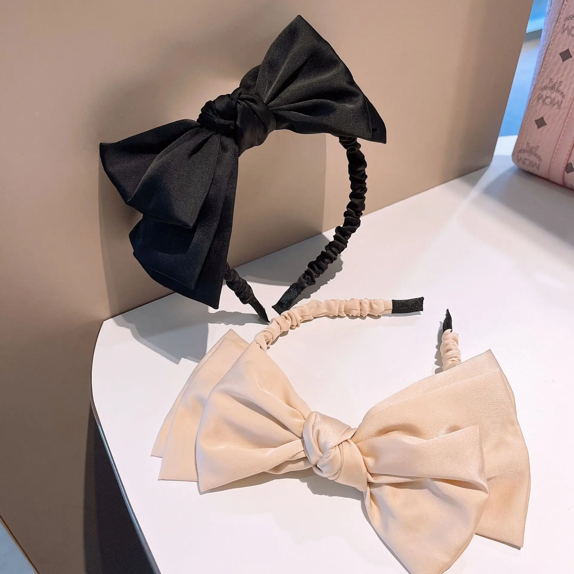 Аксессуары для волос в стиле ретро 2021 маленькая Очаровательная шелковая повязка