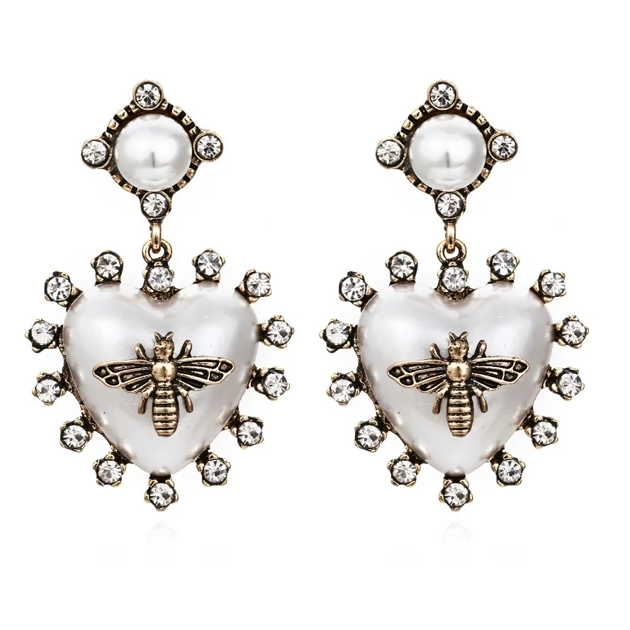 

Retro Baroque Heart-shaped Pearl Bee Earrings 2021 New Exaggerate Insect Earrings