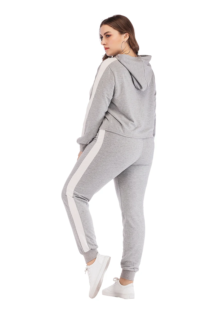 

200 catty size women's fat mm European and American letter printing long-sleeved hoodie loose thin coat tide