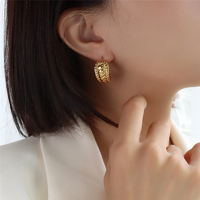 

High Quality Multi Layers Twine Stud Earrings For Women Girls Minimalist Jewelry 2021 Luxury Designs Stainless Steel Ear Cuffs