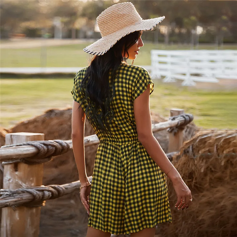 

2021 Spring Summer New Simple Plaid Dress Women Casual Short Sleeve High Waist Button Floral Dress For Women Dress