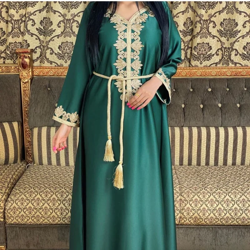 

Eid Mubarak Abaya Dubai Muslim Women Dress Djellaba Femme Plus Size Boubou Long Sleeve Gown Turkish Kaftan European Clothing