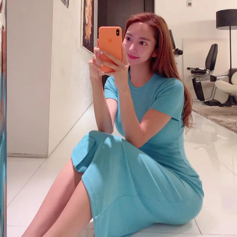 Платье-футболка женское длинное облегающее пляжное повседневное базовое халат