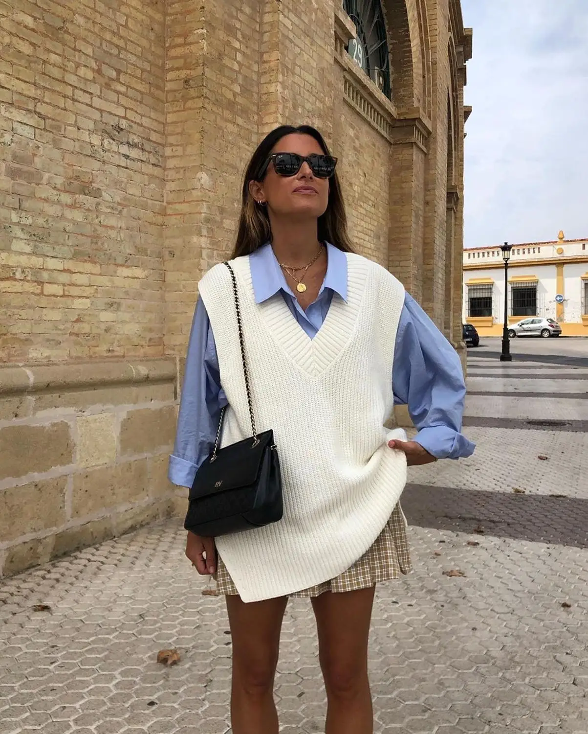 

Women V Neck Sleeveless Sweater Vest Knitted 2020 Hot Jumpers Autumn Winter Split White Korean Preppy Pullover Loose Vest Tops