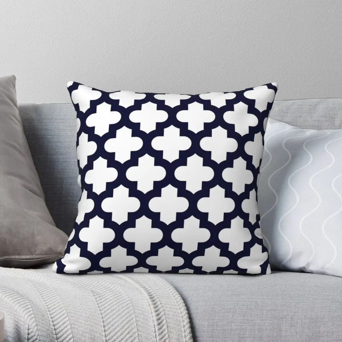 

Quatrefoil On White Square Pillowcase Polyester Linen Velvet Printed Zip Decor Room Cushion Cover