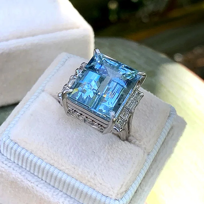 

Huitan Big Rectangular Stone Women Rings Bright Sky Blue Color Noble Lady Finger Ring for Party High Quality Fashion Accessories