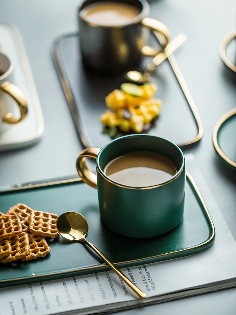 

Ceramic Coffee Cup Sets Saucer Spoon Mug Set Tea Milk Cup Dessert Plate Outfit Creative Cute Coffee Cup Drinkware