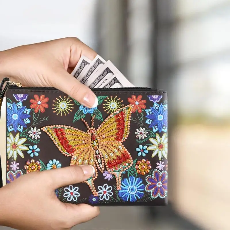Женский кошелек Сумочка с кристаллами и вышивкой в форме бриллианта подарок на