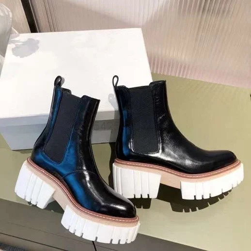 

2021 New Ladies Chelsea Short Boots Genuine Leather High Quality Luxury Designer Brand Women Winter Brown Shoes Woman 6992360