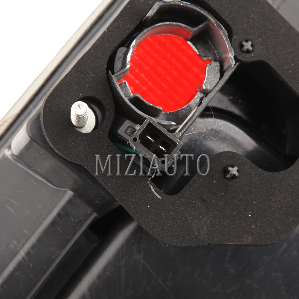 

MIZIAUTO Car License Plate Lamp Frame For Audi A6 C5 1998 - 2004 Rear Back Door Number License Plate Lamp Frame Cover Holder
