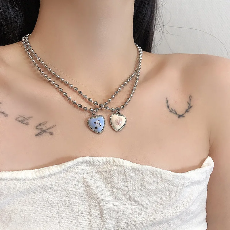 Винтажная капающая масло любовь бабочка кролик кулон на ожерелье для женщин девочек простая универсальная колье из костяной цепи ювелирных изделий.