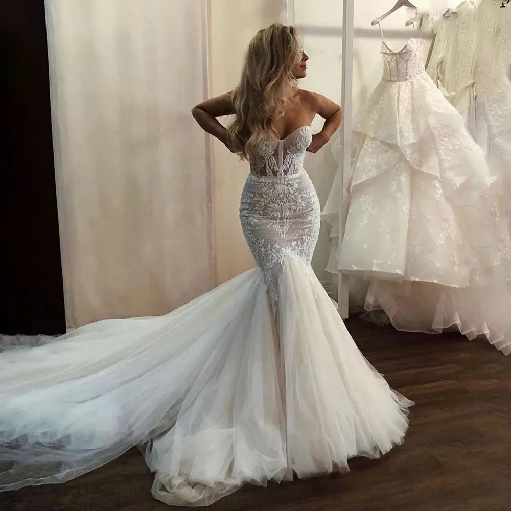 

Elegant White Illusion Mermaid Wedding Dresses Sweetheart Lace Appliques Long Train Fish Tail Princess Sleeveless Bridal Gowns