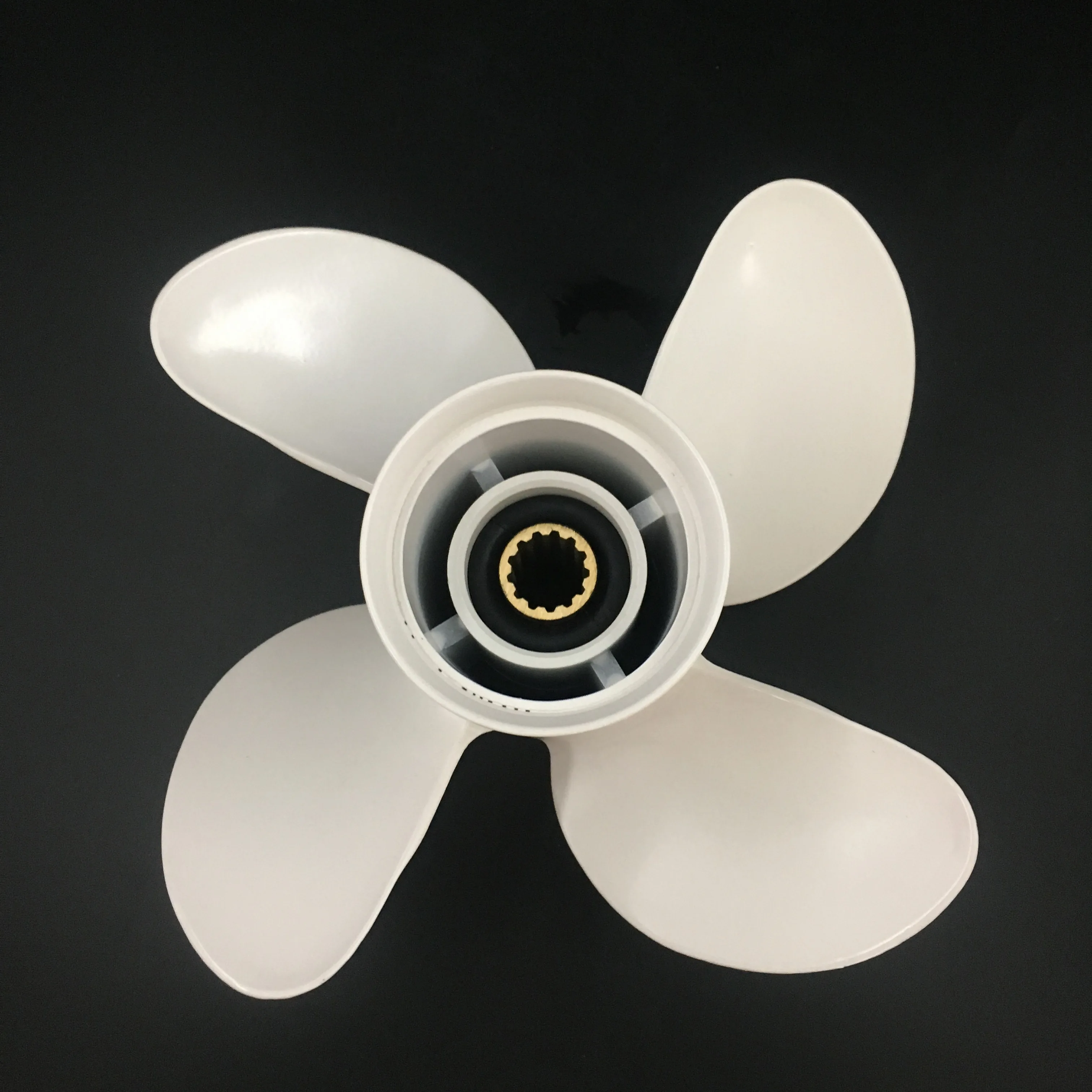 Подвесной Двигатель Captain Propeller 10 3/8x13 подходит для подвесных двигателей Yamaha 25HP 30HP