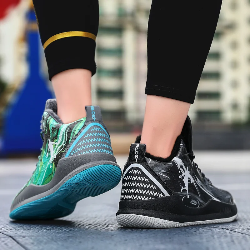 Зимняя обувь с высоким берцем и бархатом теплая хлопковая для