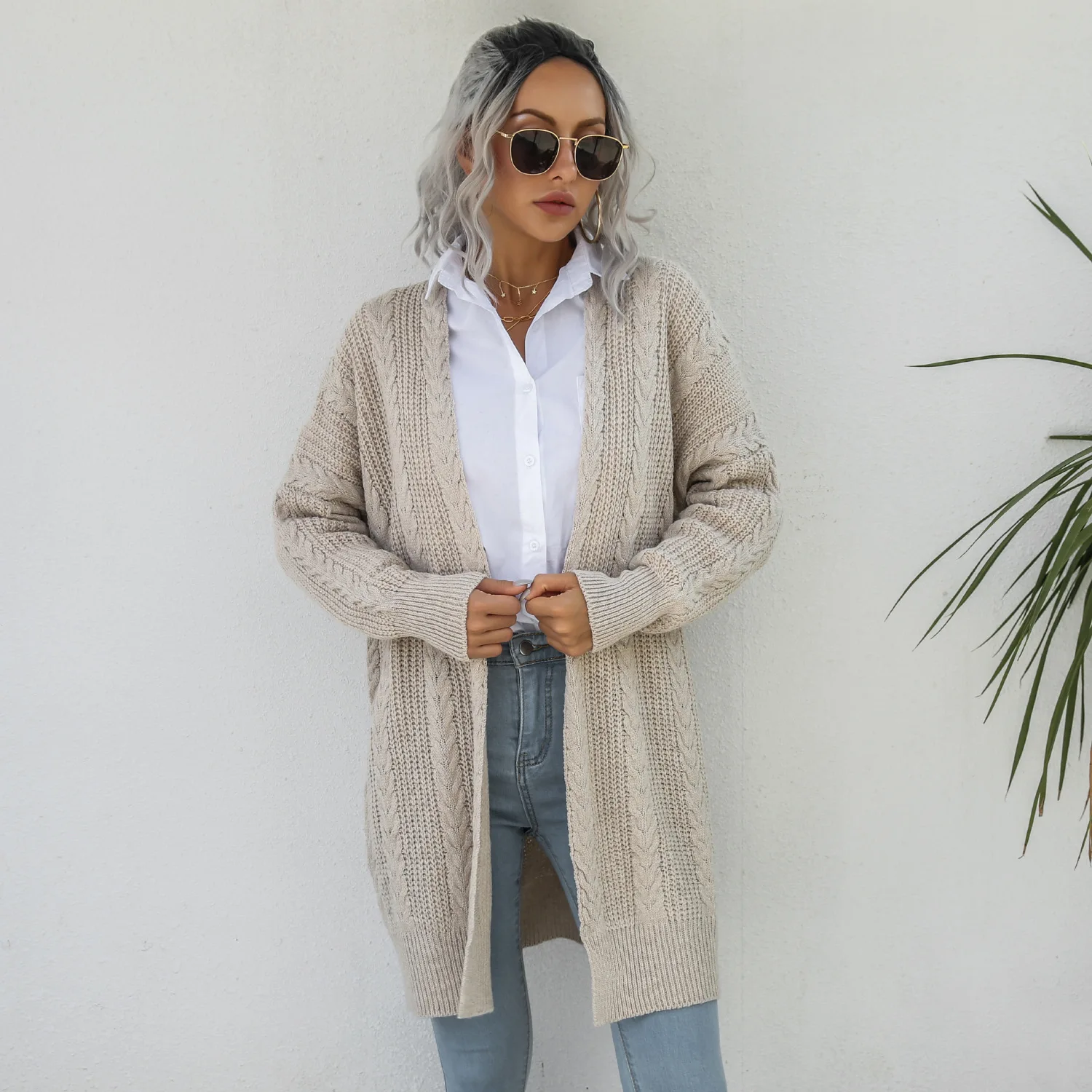 

2021 European and American women's autumn and winter new independent station loose casual twist knit cardigan coat