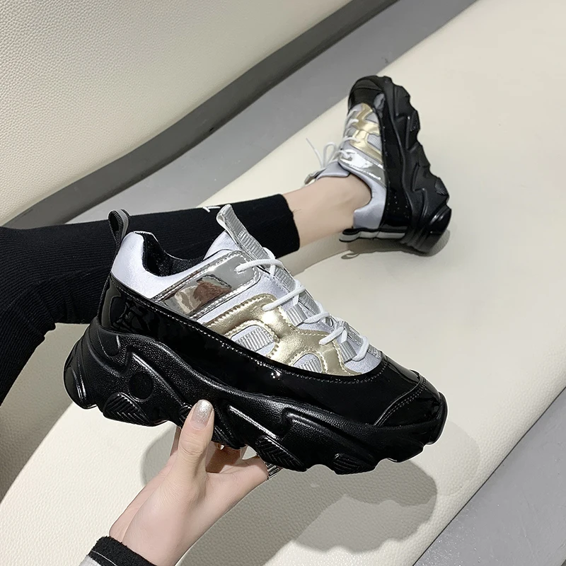 Кроссовки женские на платформе 5 см нескользящие легкие спортивные кеды модная