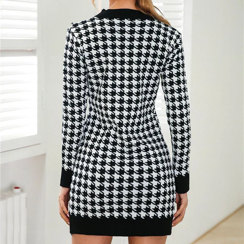 

2021 Vintage Women Knitted Dress Spring Fashion Plaid O-neck Long Sleeves Sheath Mini Dress