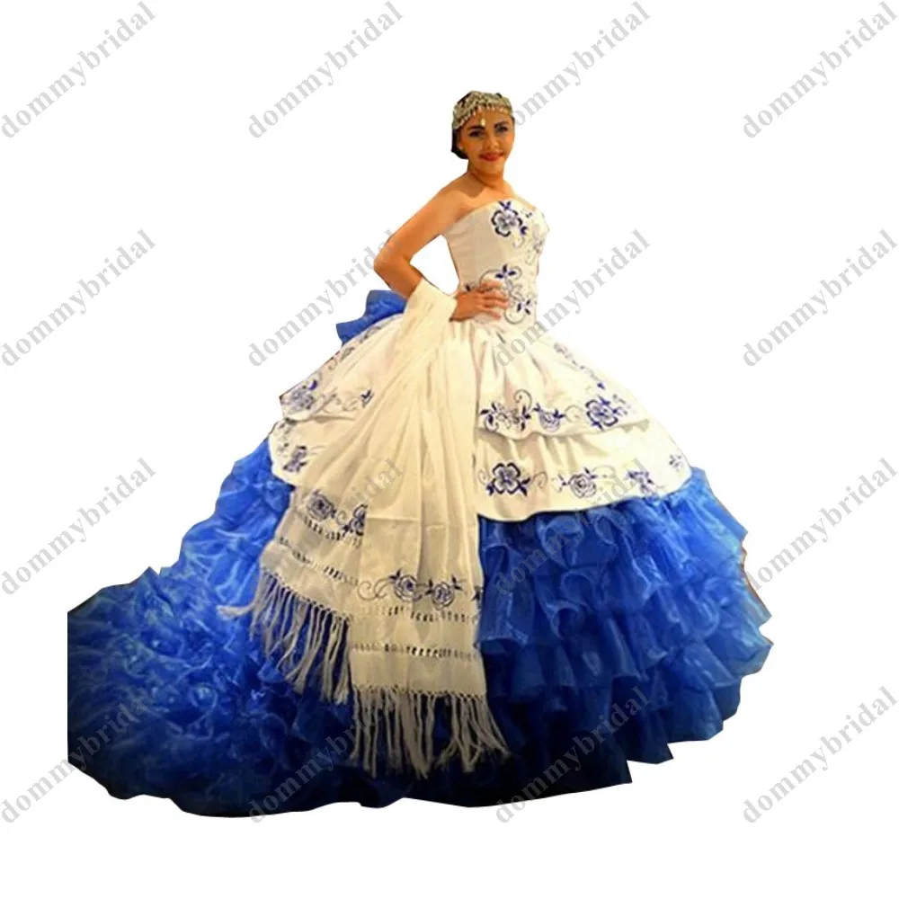 

Скромное Королевское синее платье для выпускного вечера с цветочной вышивкой, милое атласное платье с оборками в мексиканском стиле Charro XV 15...