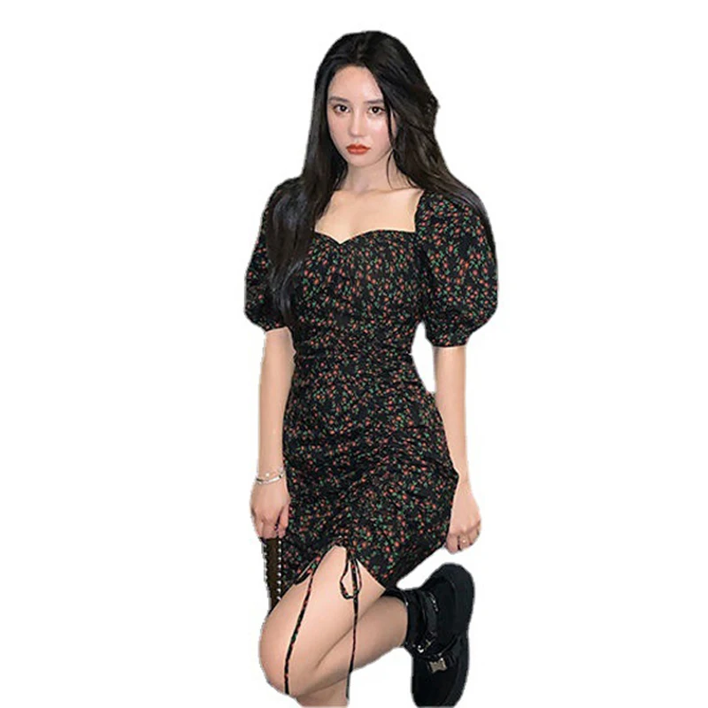 

Женское платье с коротким рукавом-фонариком, повседневный черный сарафан в стиле ретро с квадратным вырезом и цветочным принтом, платье-мин...