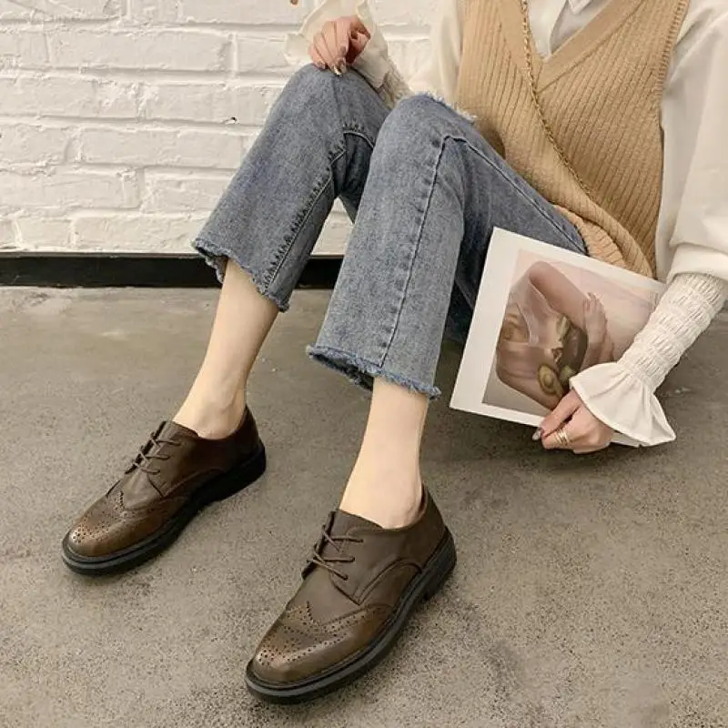 

British Style Shoes For Women Spring 2020 New Students Flat Japanese Style Brogue Shoes Lace-up