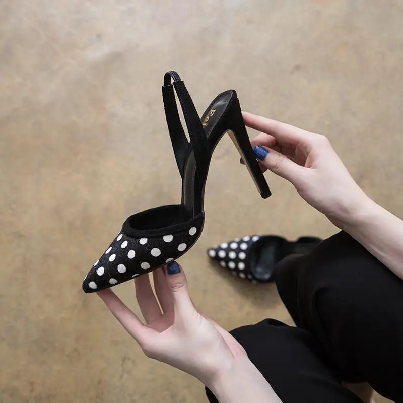 2021 г. Весенняя пикантная женская обувь с острым носком на высоком каблуке
