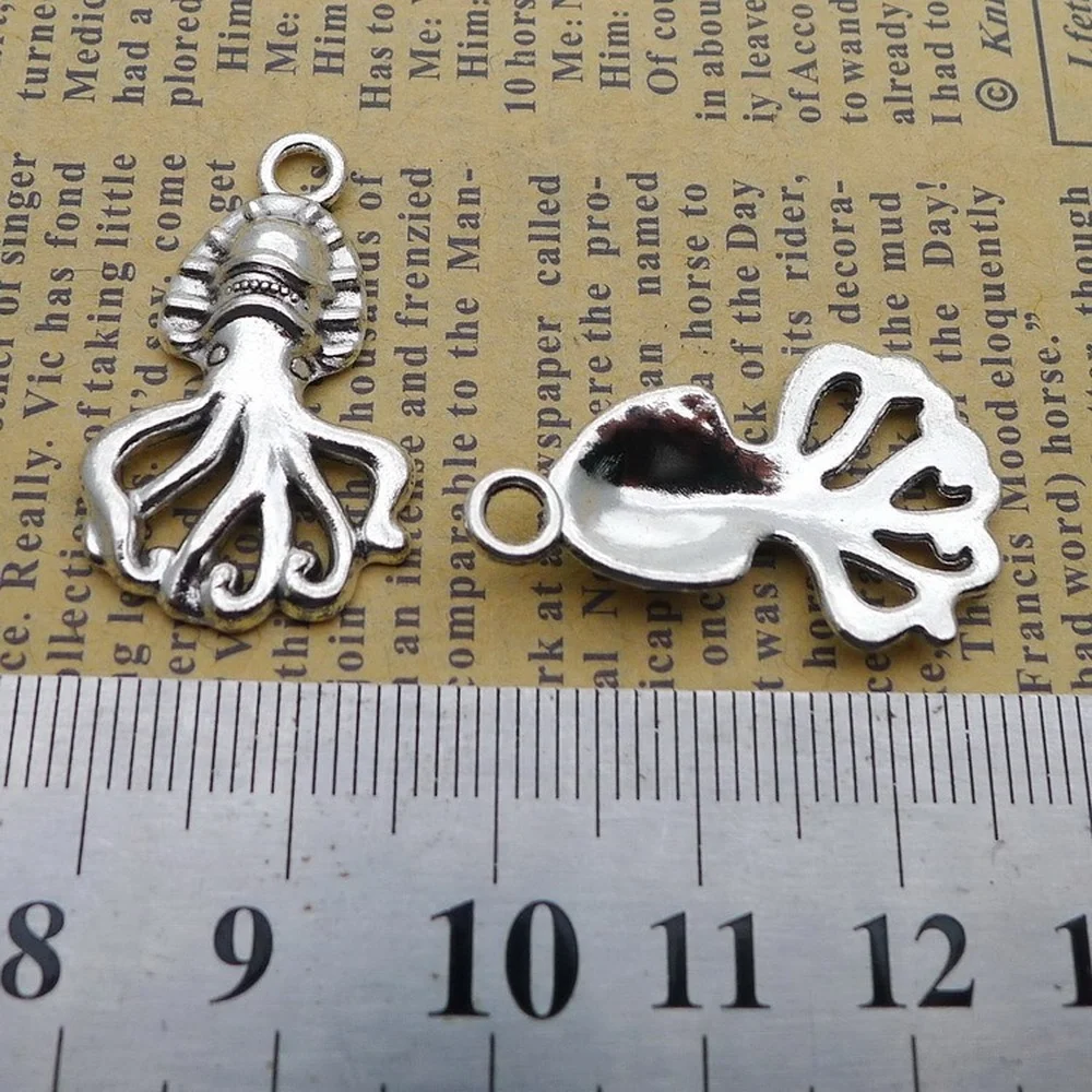

100pcs Octopus Charms 18mm x 30mm DIY Jewelry Making Pendant Antique Silver Color