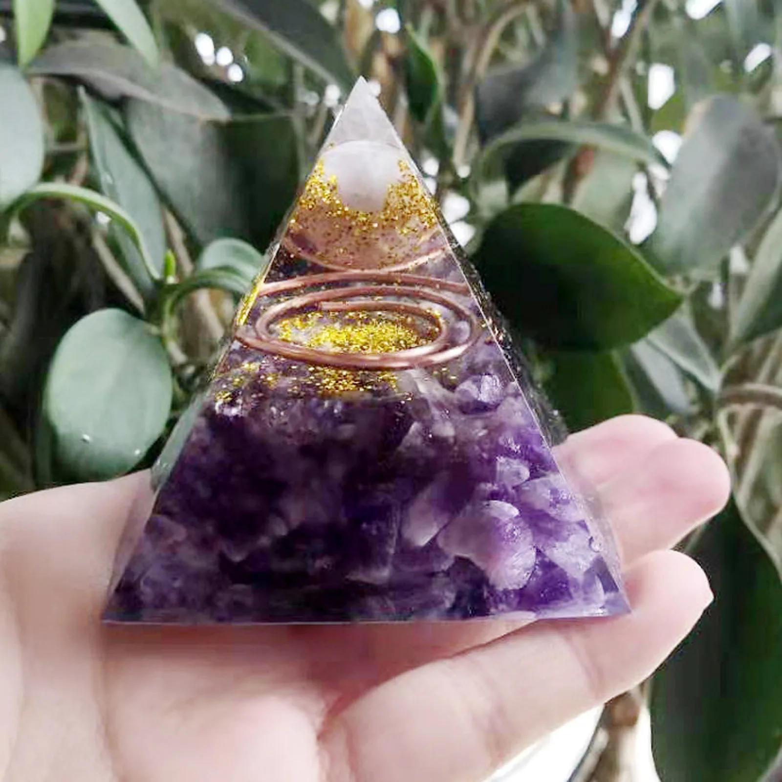 

Orgone пирамиды ручной работы аметист хрустальный шар Orgonite с синий и красный цвета кварцевые Медь энергия чакры заживляющий инструмент медита...