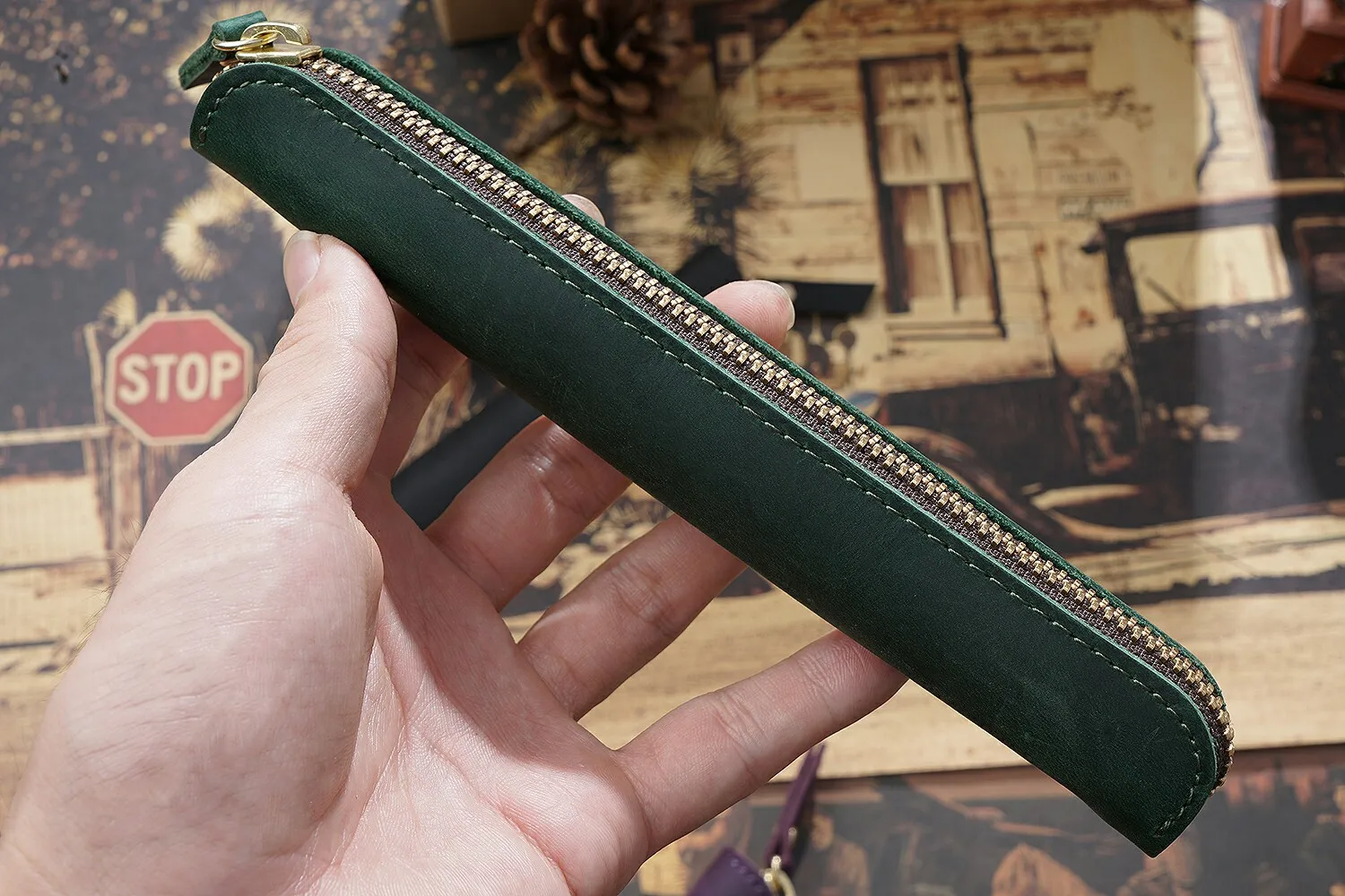 Genuine Leather Zipper Pen Bag Mini Small Pencil Case Apple Electronic Writing Pen Protective Sheath Creative Vintage Style