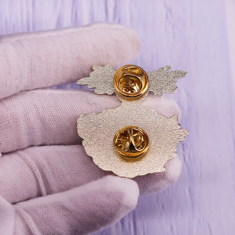 Over сад стены Wirt и с рисунком из мультфильма Красавица Чудовище жесткий