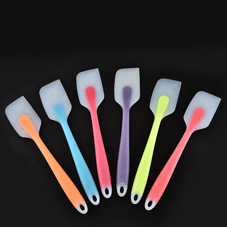 

6pcs-set Colorful Cream Spatula Integrated Large Silicone Spatula Kitchen Butter Spatula Kitchen Baking Utensils Baking & Pastry