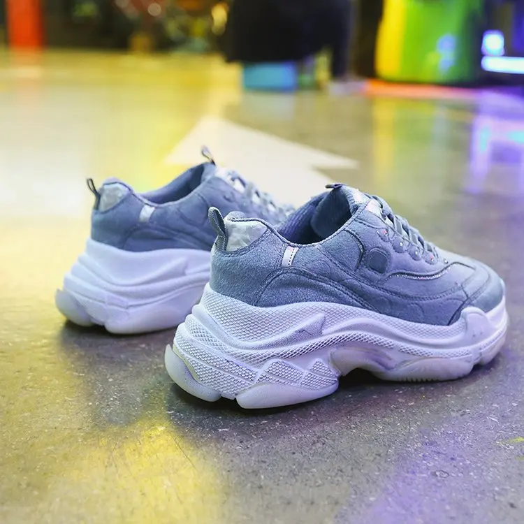 Женская повседневная обувь на плоской подошве удобные дышащие кроссовки