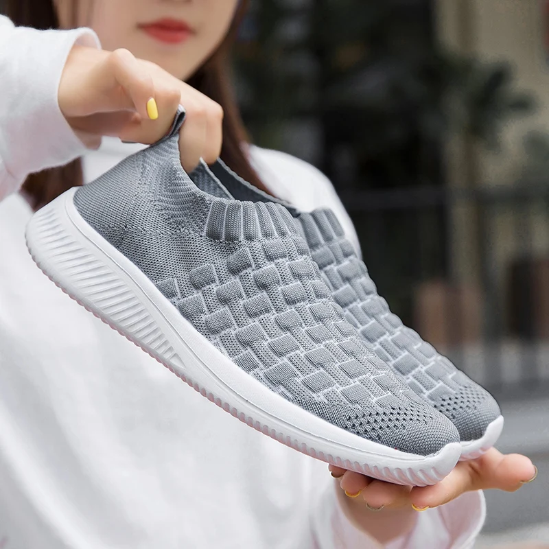 

Women's casual shoes 2020 spring summer Breathable sneaker ladies shoes silp on flats women Loafers trainer Driving shoes 35-42