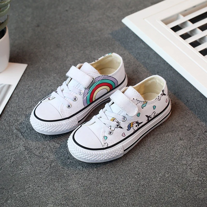 Модные Детские парусиновые туфли для девочек с рисунком милого единорога низким