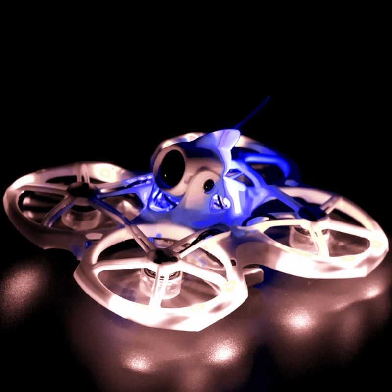 Комплект оборудования EMAX включает резиновые амортизаторы FC для Tinyhawk II