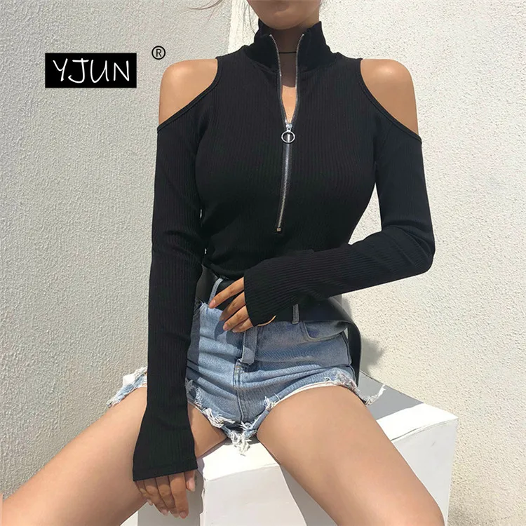 Женское боди с длинным рукавом черное облегающее высоким воротом без бретелек