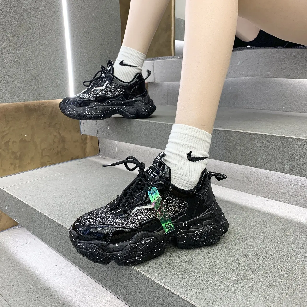 

Wave-soled Shoes 2021 New Rhinestone Patent Leather Thick-soled All-match Sports Casual Shoes Trend